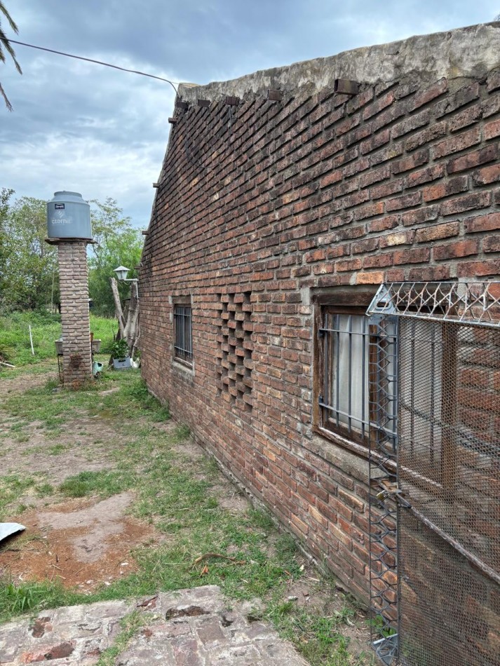 CASA EN VENTA EN PEYRANO